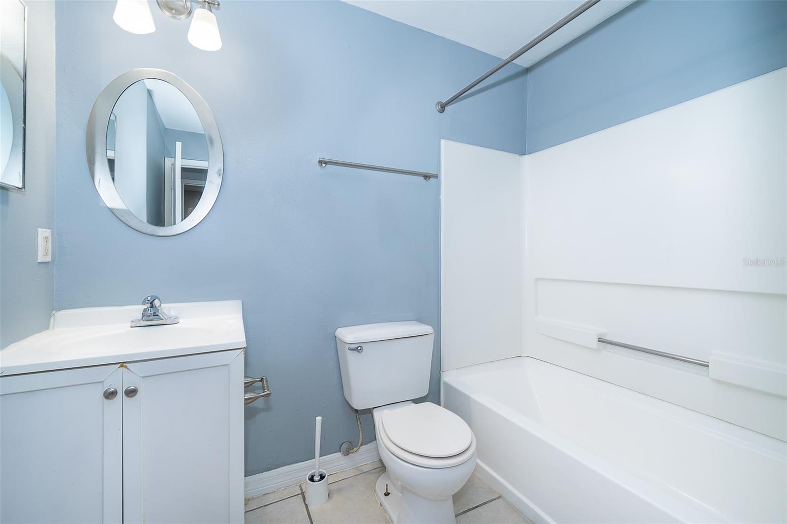 MIRIADA CONDOS - Residential Lease