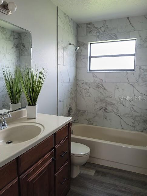 VILLAS AT SHADOW BAY THE - Residential