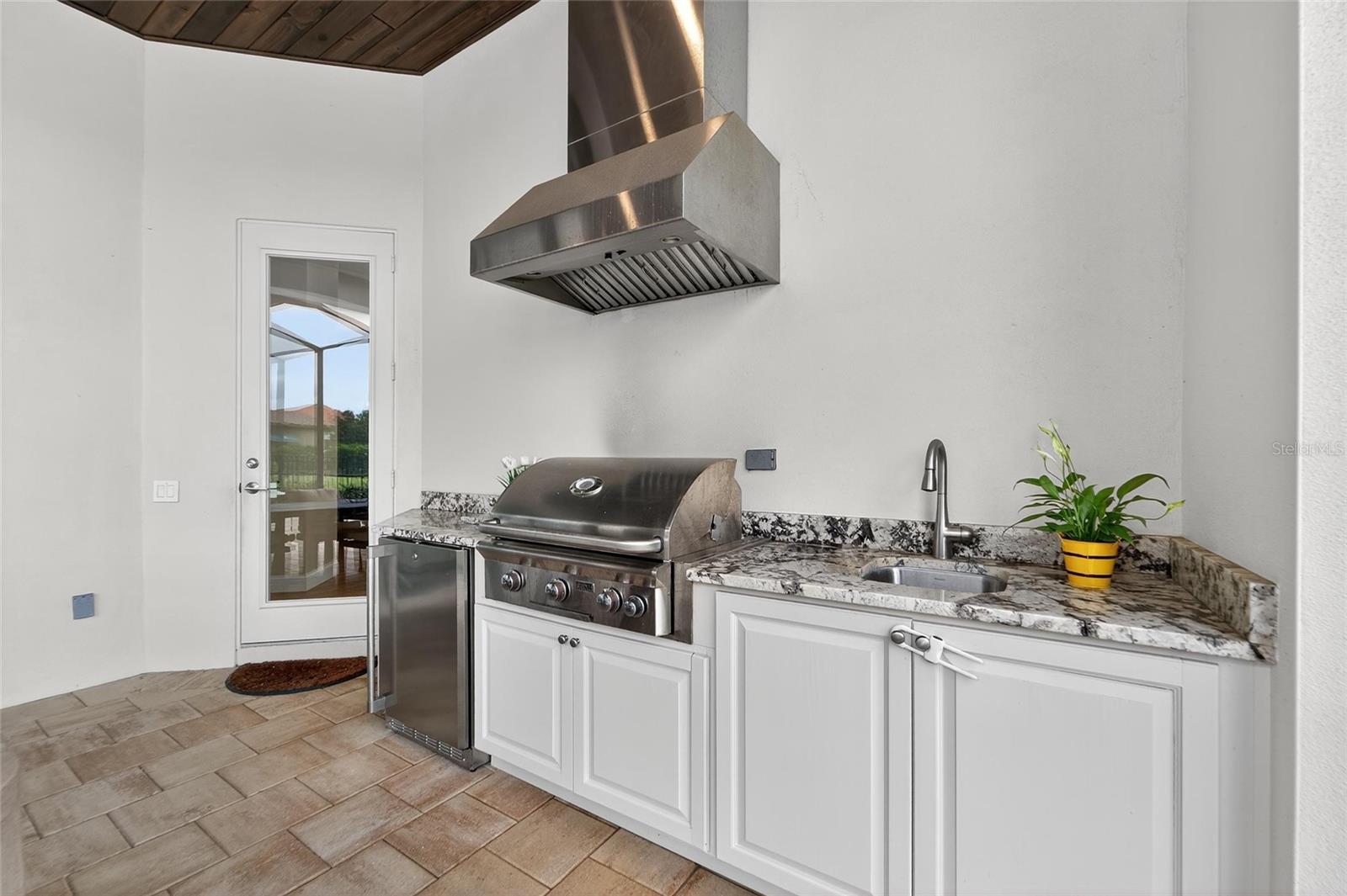 SANCTUARY AT GRASSLANDS - Residential