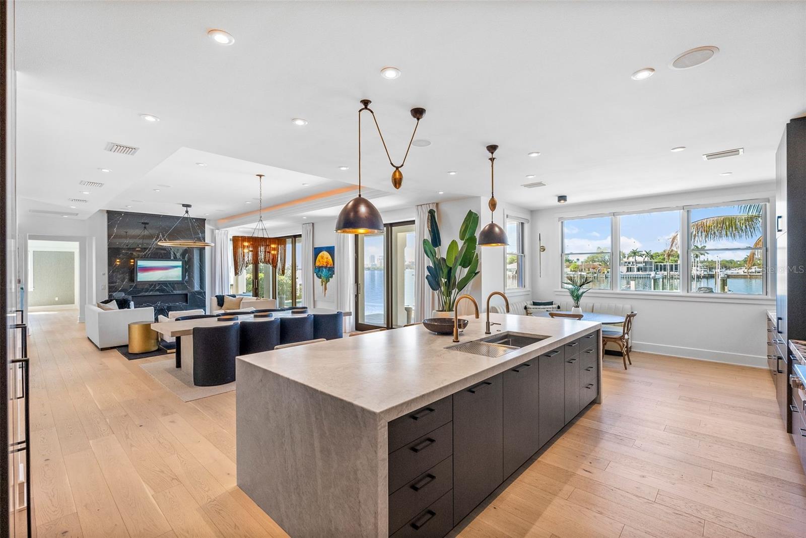 BAY POINT-SNELL ISLE - Residential
