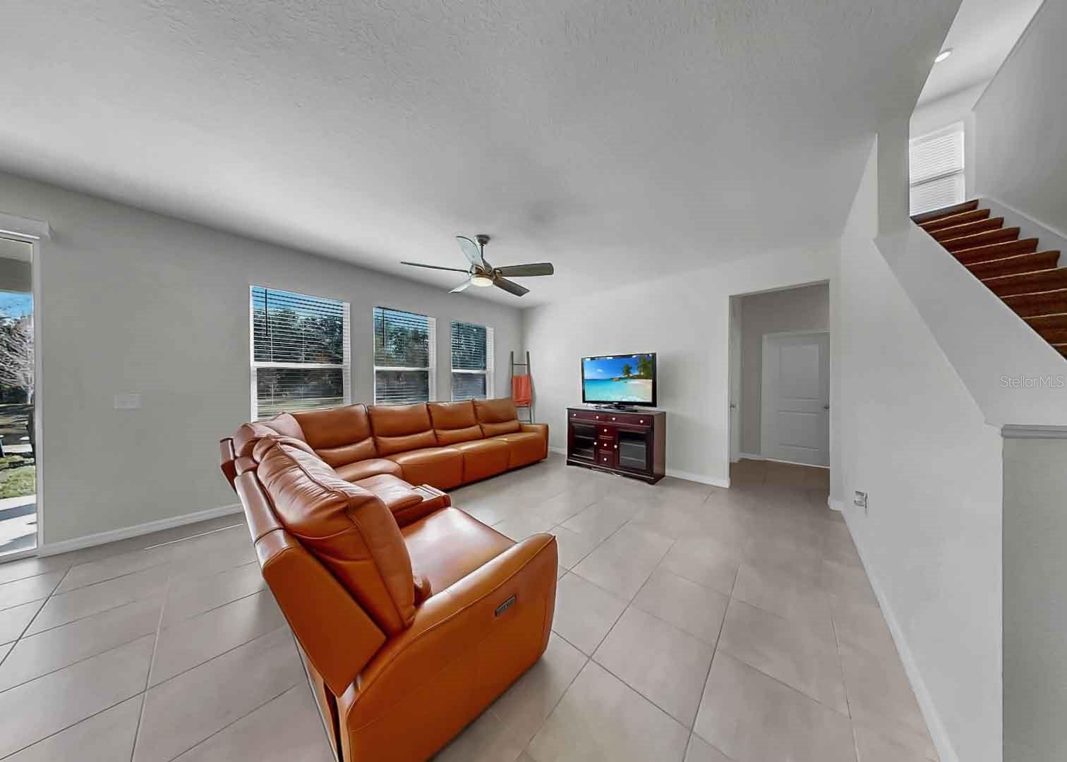 SOUTHERN OAKS PH I & II - Residential Lease