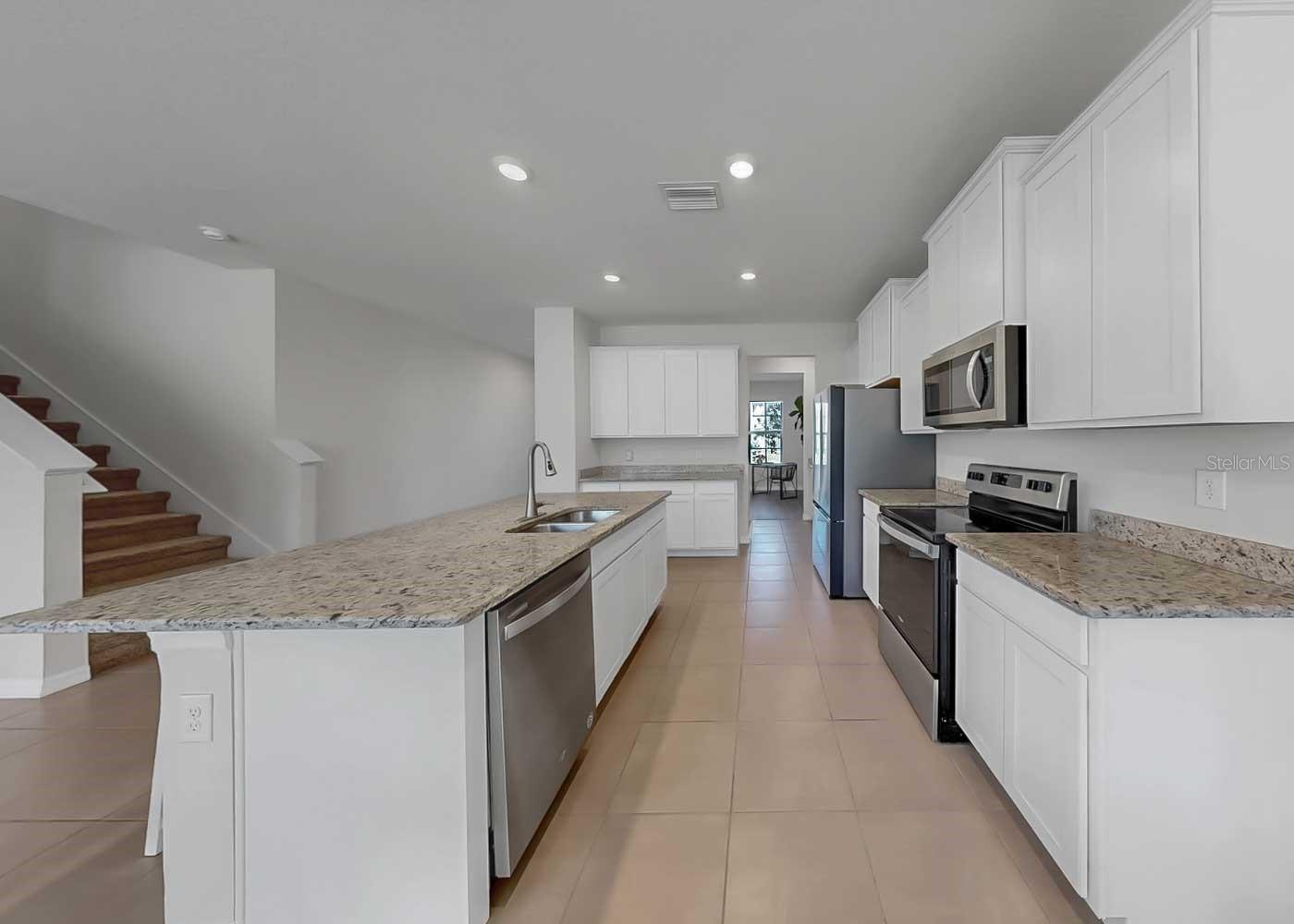 SOUTHERN OAKS PH I & II - Residential Lease
