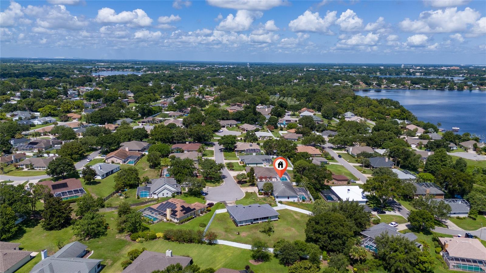 415 SMILEY COURT