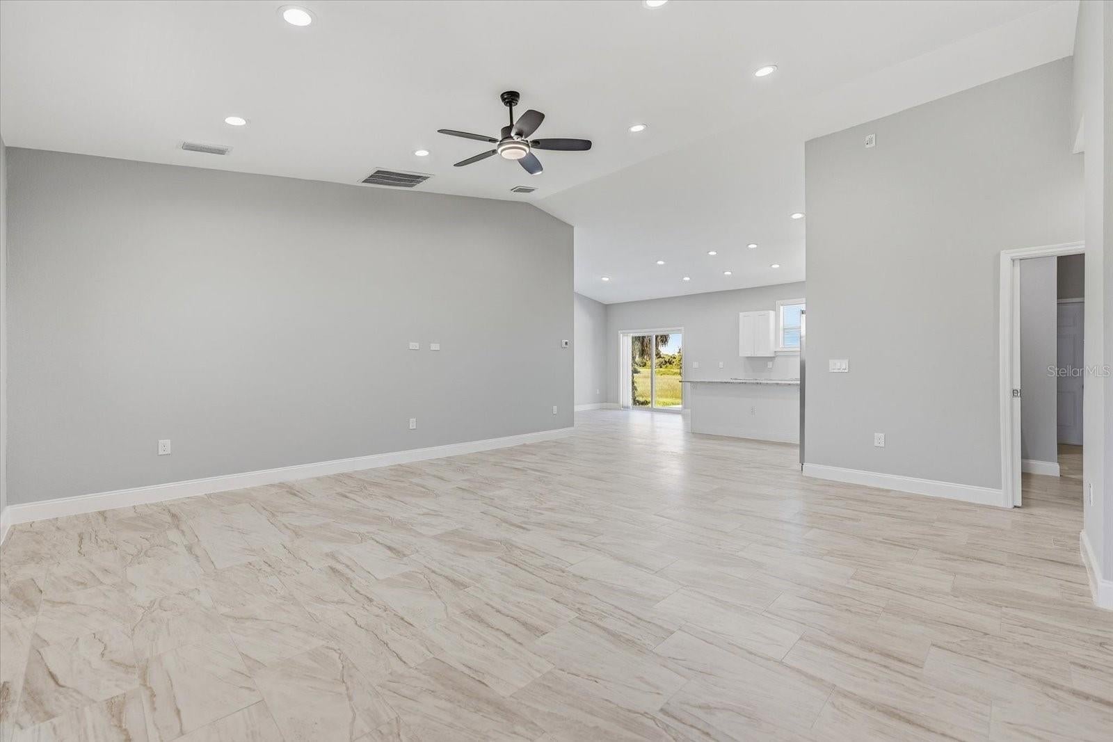 26 COXSWAIN DRIVE, PLACIDA, FL, 33946 4 26 COXSWAIN DRIVE