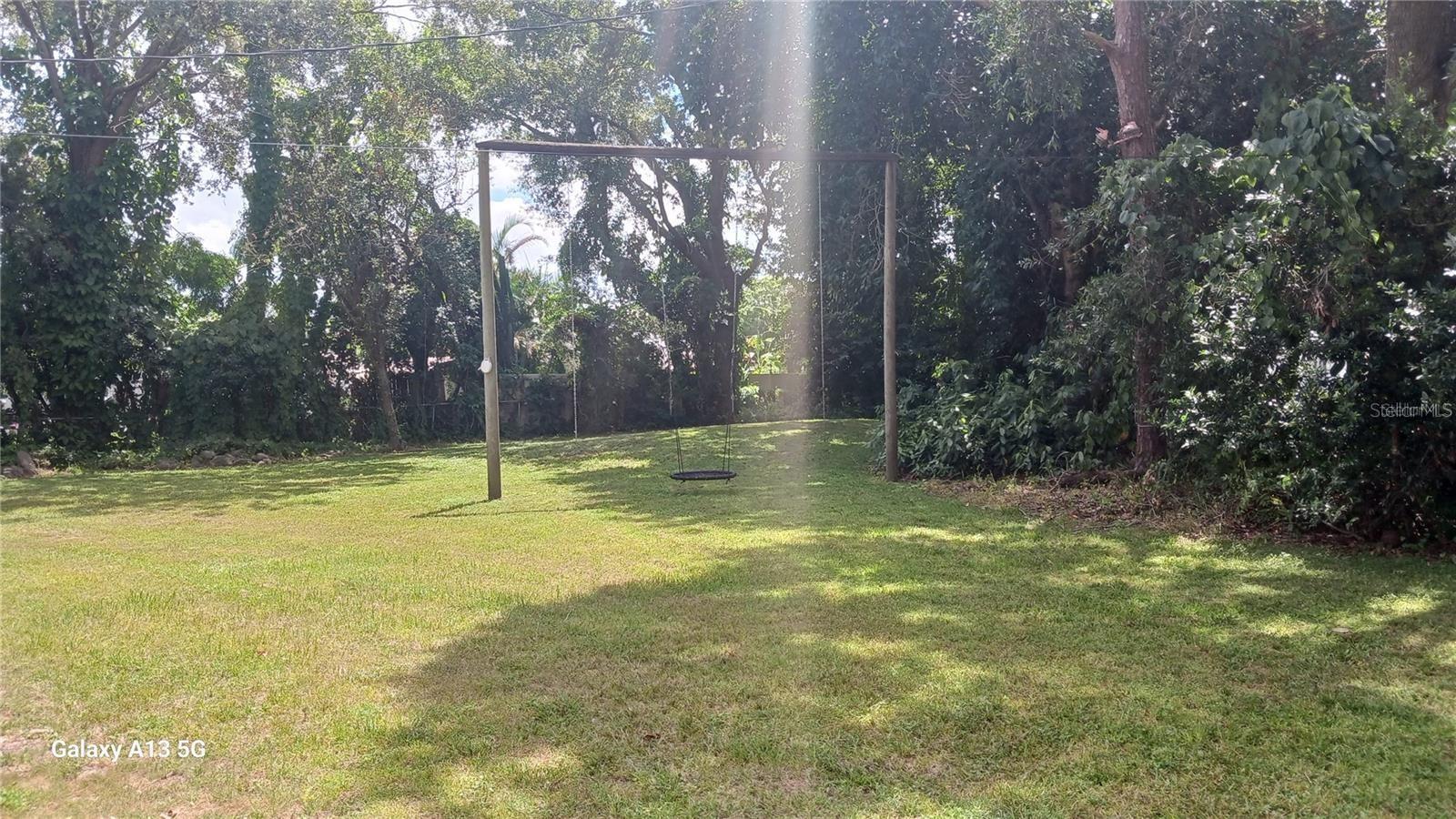 LAKE BARTON PARK - Residential Lease