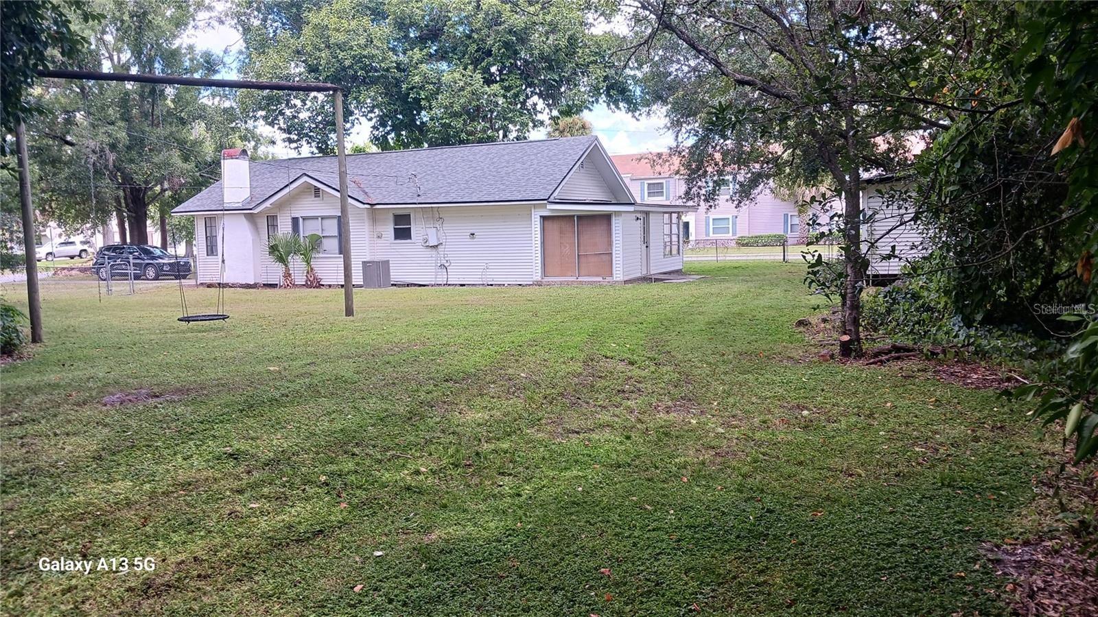 LAKE BARTON PARK - Residential Lease