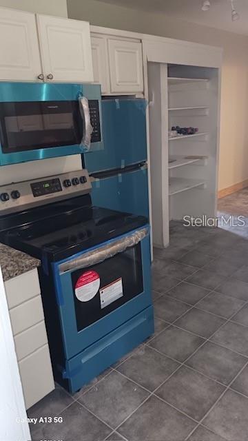 LAKE BARTON PARK - Residential Lease