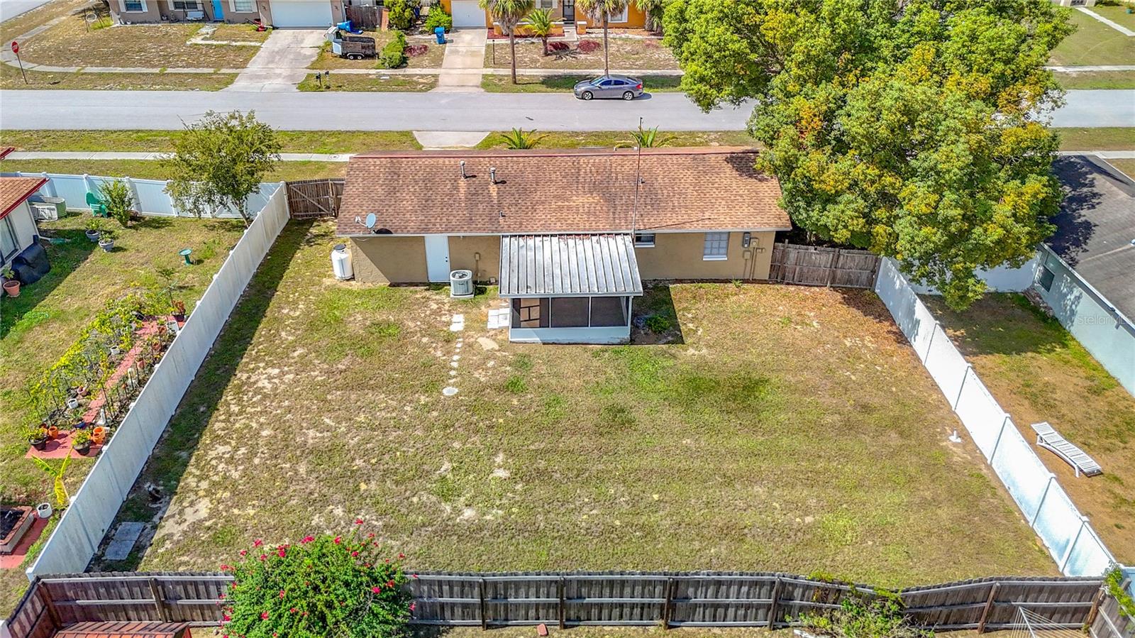 SPRING HILL - Residential