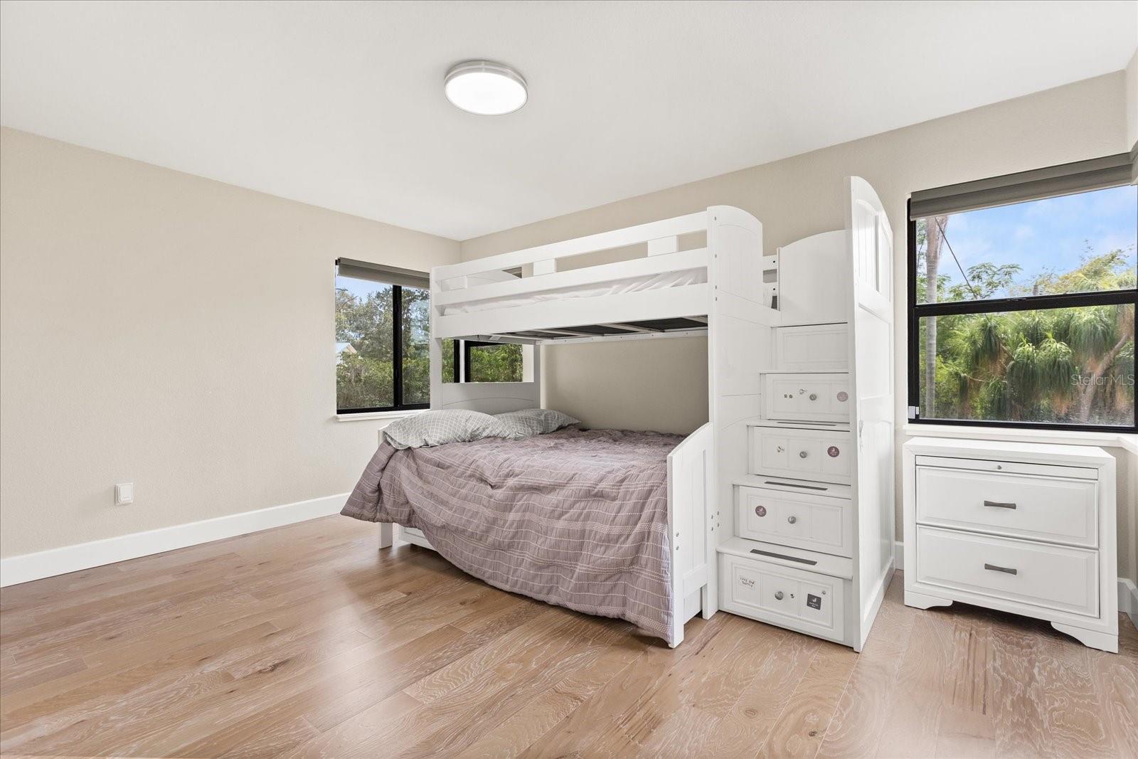 FEATHERSTONES REPLAT/CAYWOOD - Residential