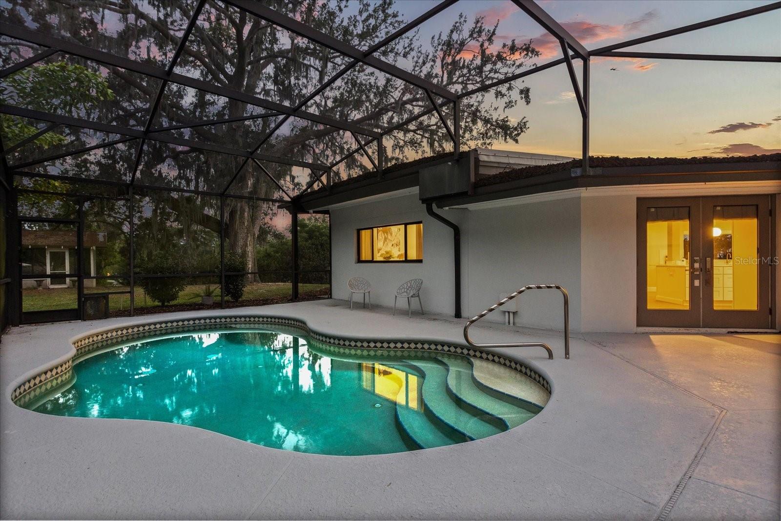 FEATHERSTONES REPLAT/CAYWOOD - Residential
