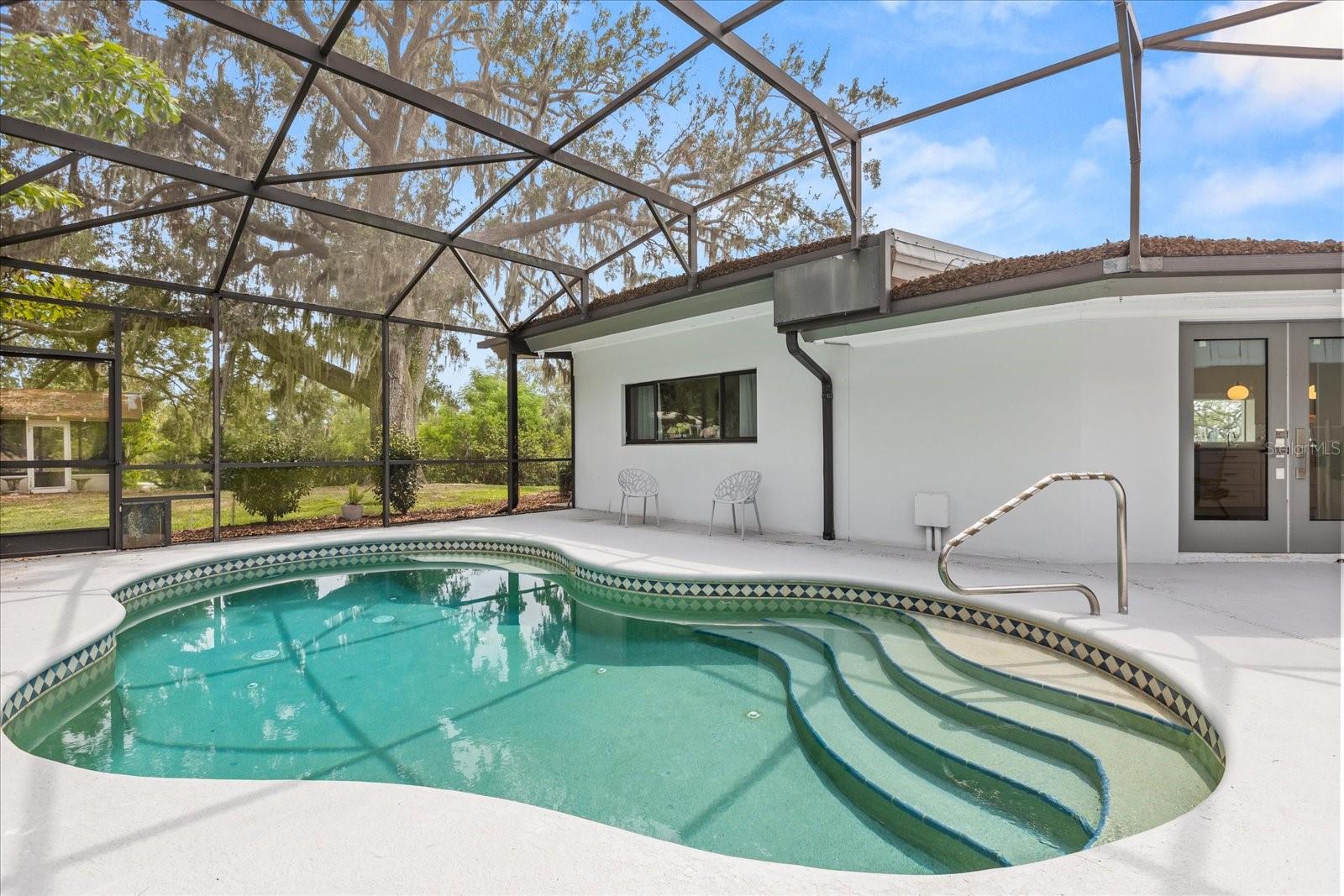 FEATHERSTONES REPLAT/CAYWOOD - Residential