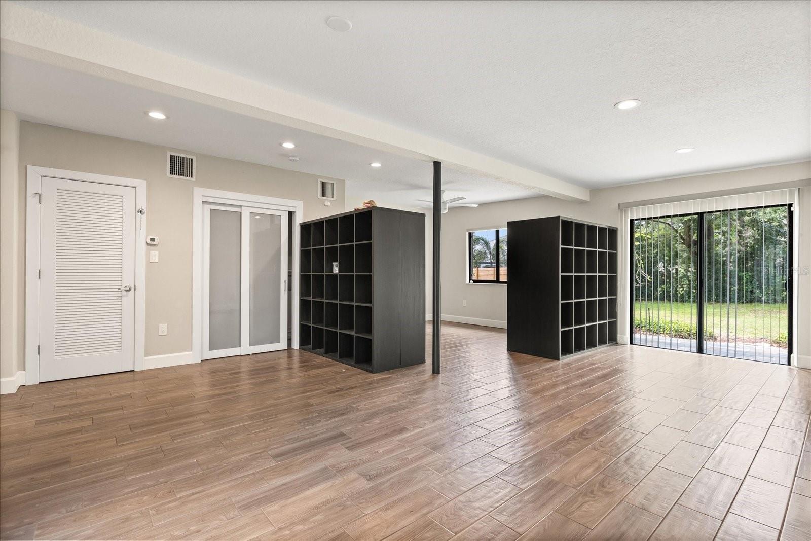 FEATHERSTONES REPLAT/CAYWOOD - Residential