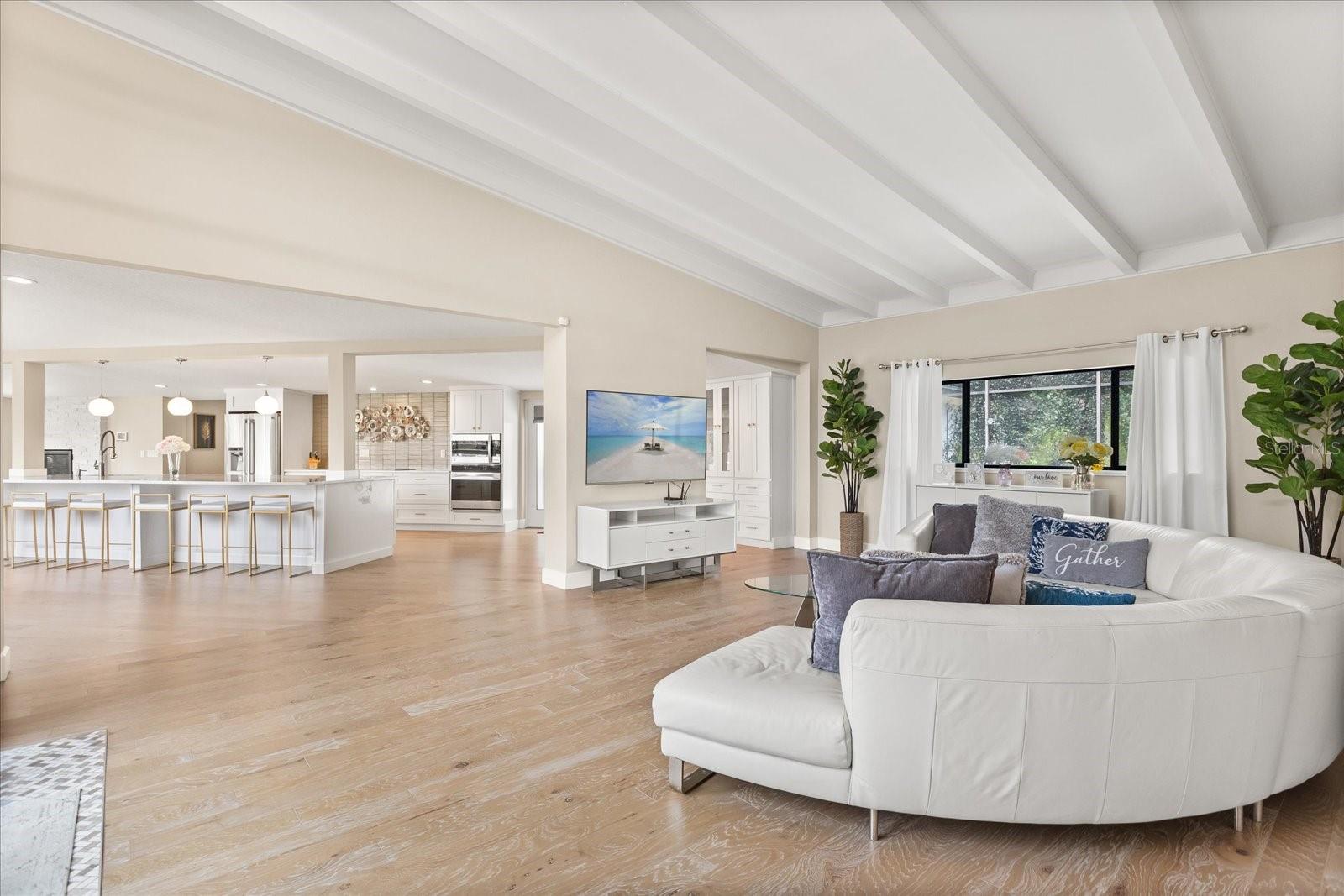 FEATHERSTONES REPLAT/CAYWOOD - Residential