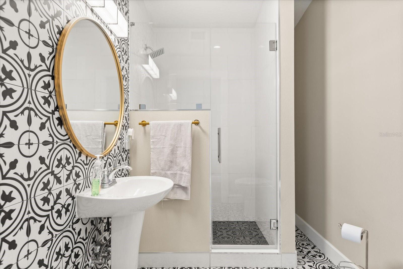 FEATHERSTONES REPLAT/CAYWOOD - Residential