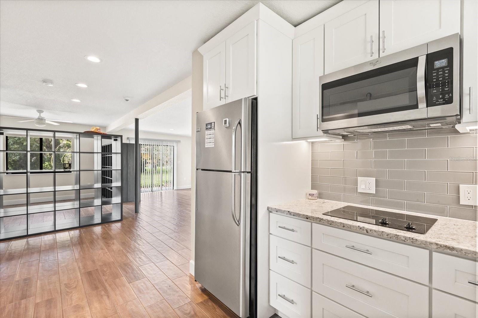FEATHERSTONES REPLAT/CAYWOOD - Residential