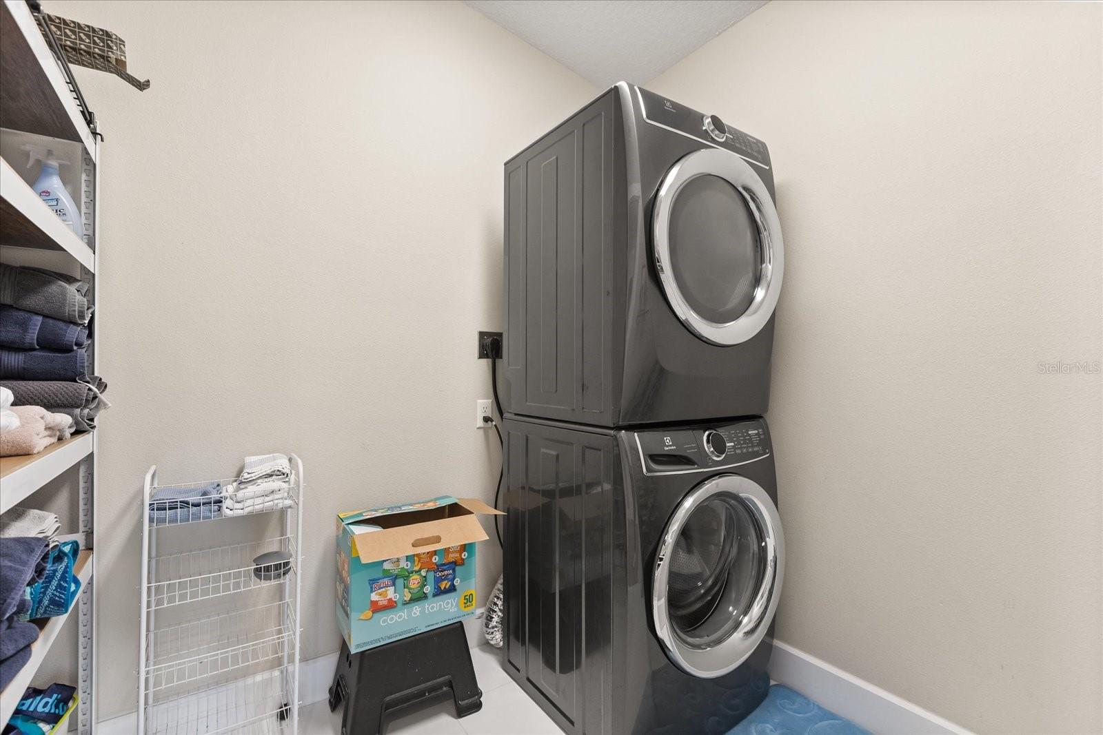 FEATHERSTONES REPLAT/CAYWOOD - Residential