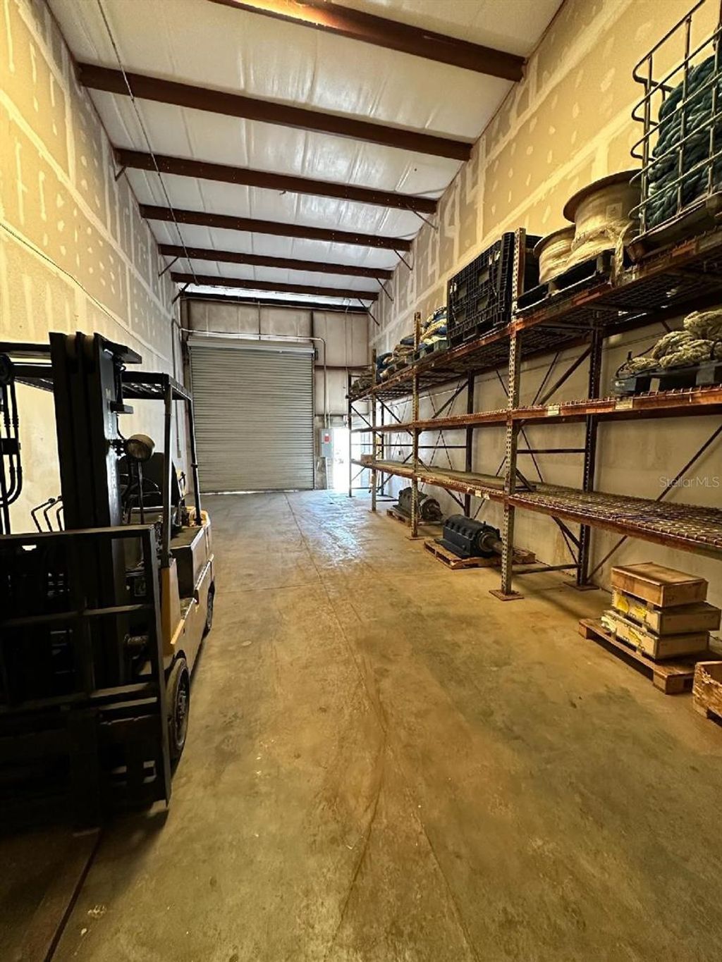 Photo of 140 Oscar Hill Road, Tarpon Springs, FL 34689 (MLS # U8232484)