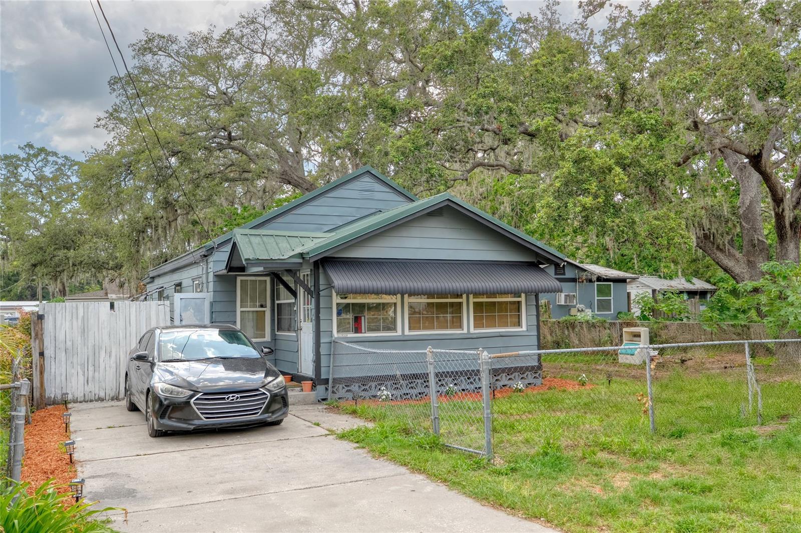 MANOR HILLS SUB - Residential Income