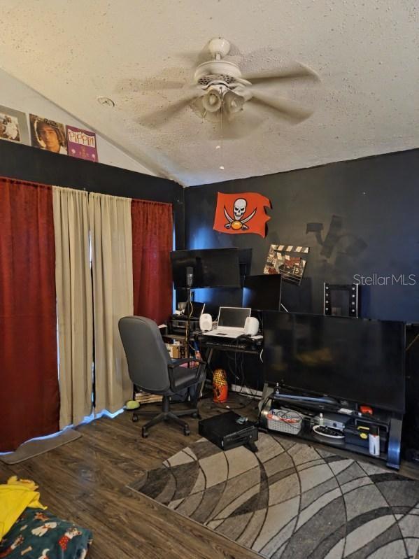 MANOR HILLS SUB - Residential Income