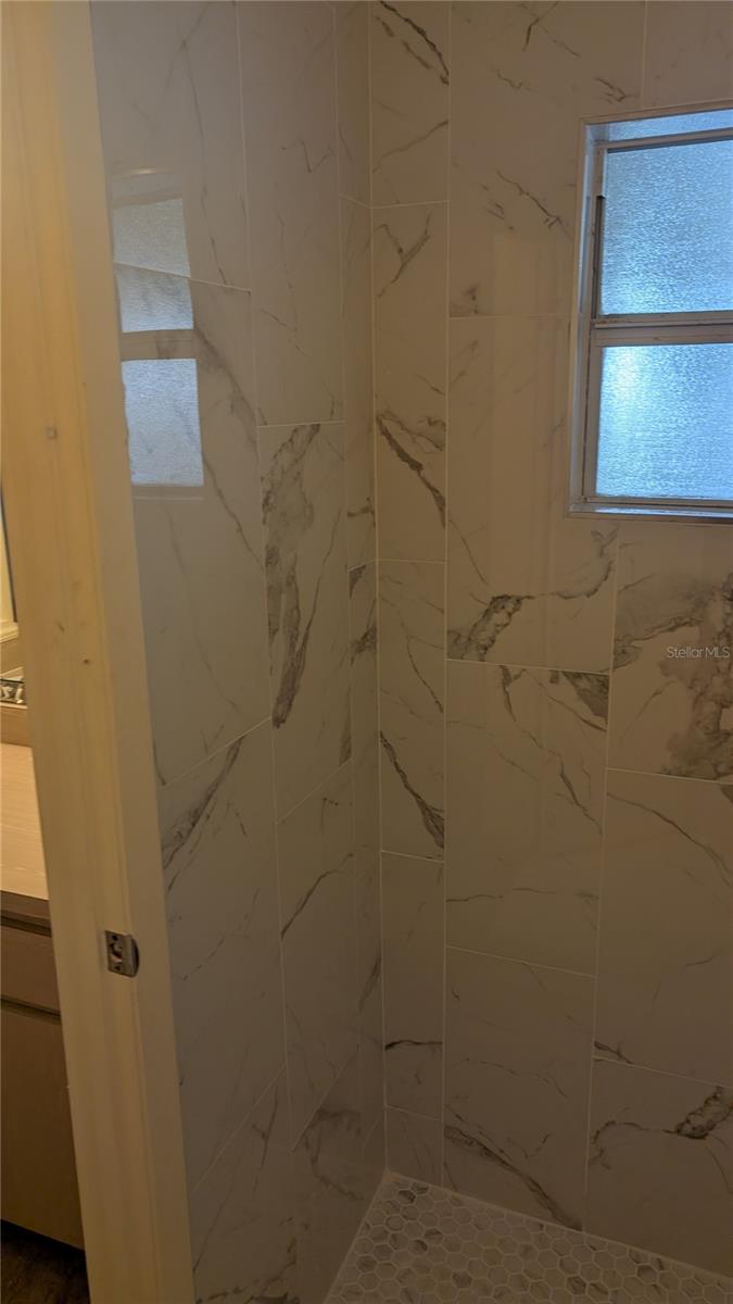 SPRING LAKE VILL 03 - Residential Lease