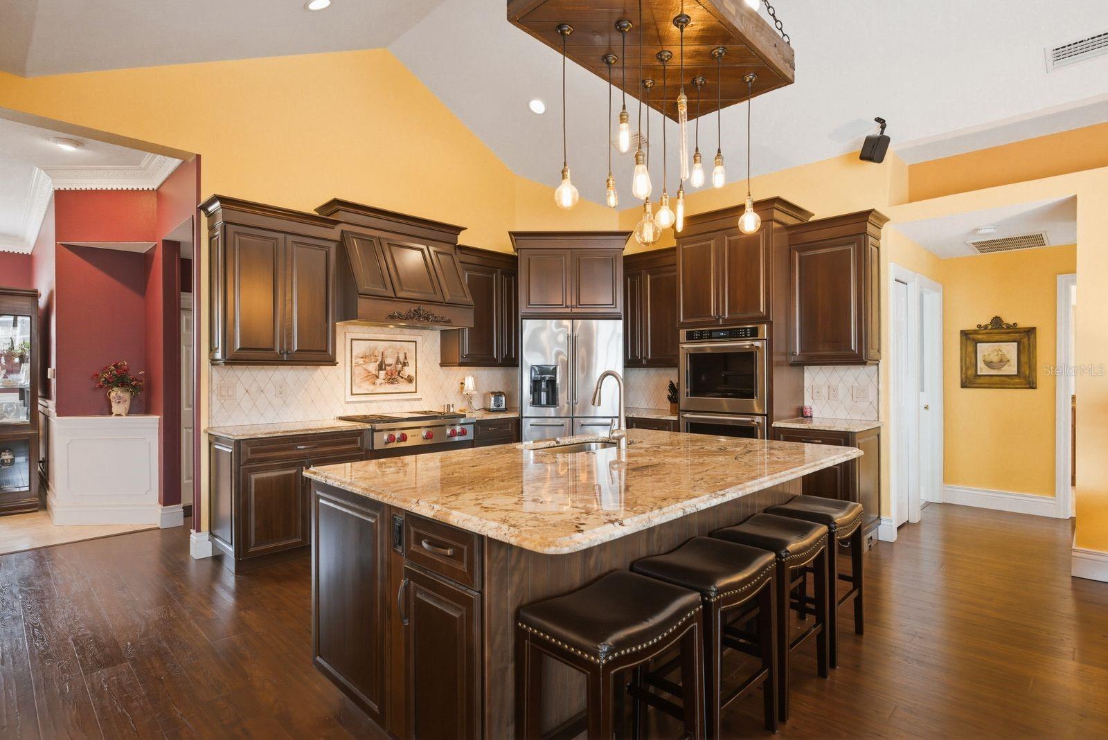 PIPERS MEADOW - Residential