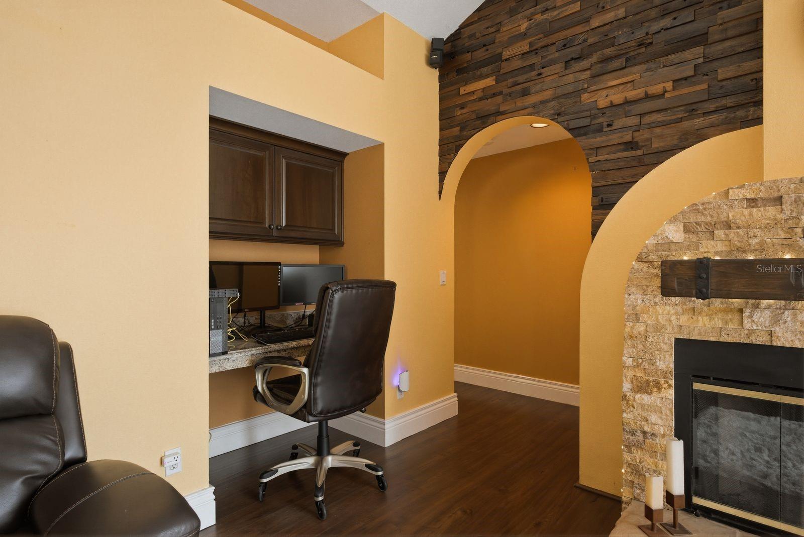 PIPERS MEADOW - Residential