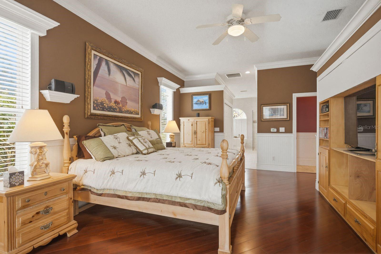 PIPERS MEADOW - Residential