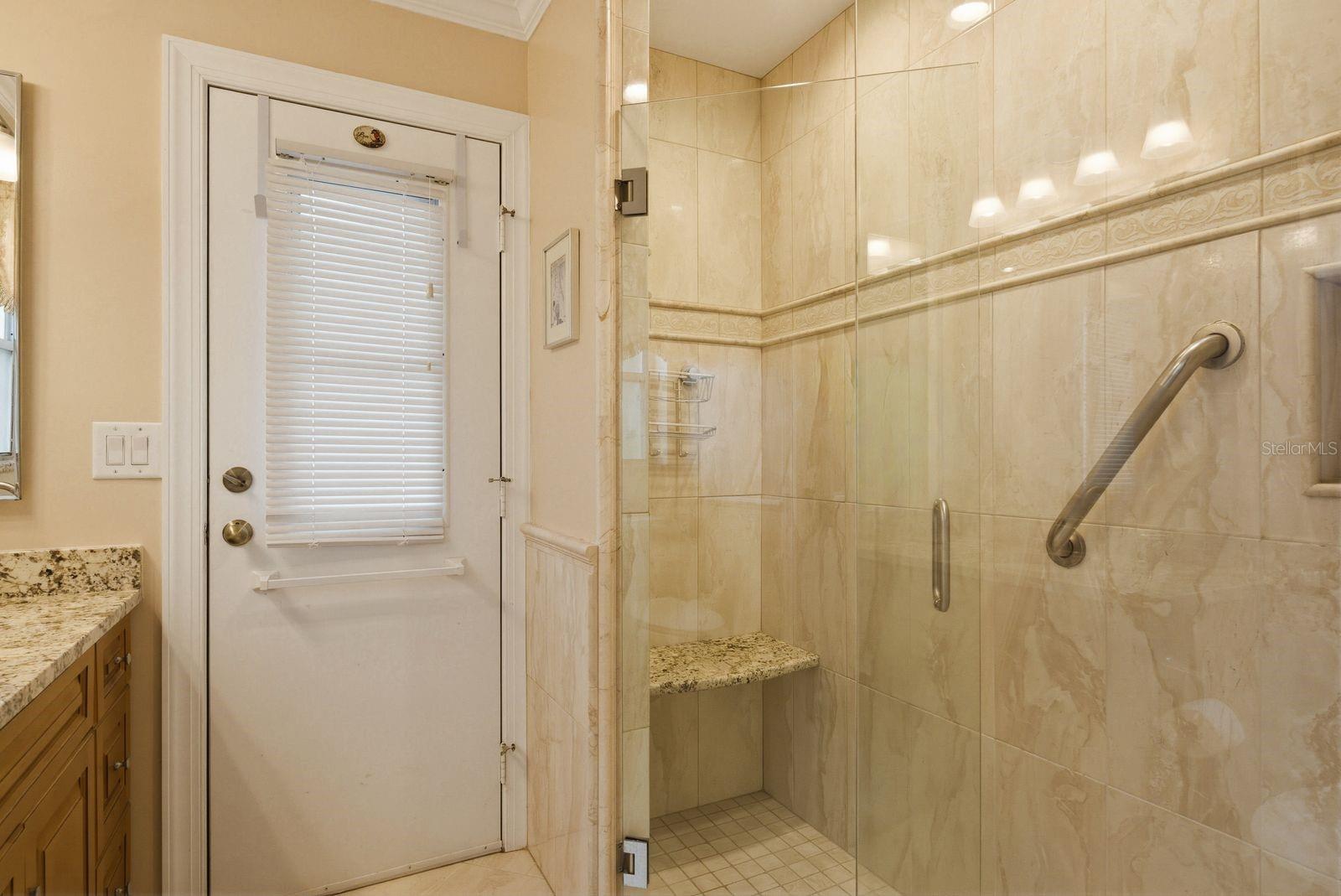 PIPERS MEADOW - Residential