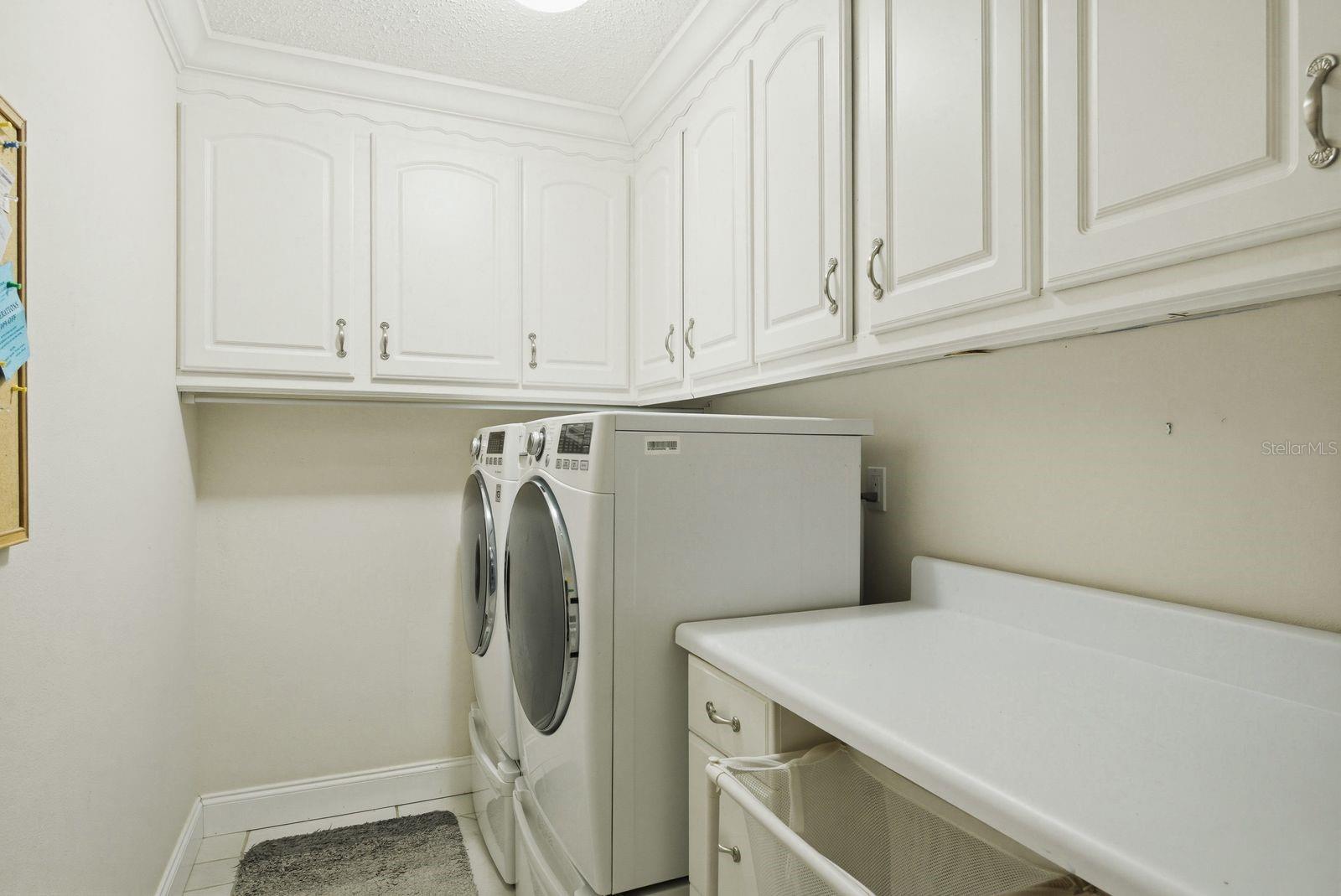 PIPERS MEADOW - Residential