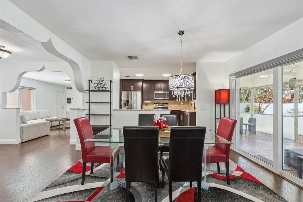 Photo of 6812 Tamarind Circle, Orlando, FL 32819 (MLS # O6385835)