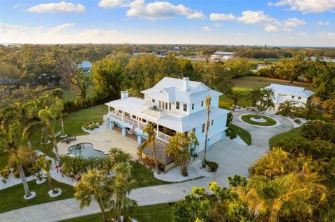 Photo of 450 Bayshore Drive, Terra Ceia, FL 34250 (MLS # TB8367891) Photo of 450 Bayshore Drive, Terra Ceia, FL 34250 (MLS # TB8367891)