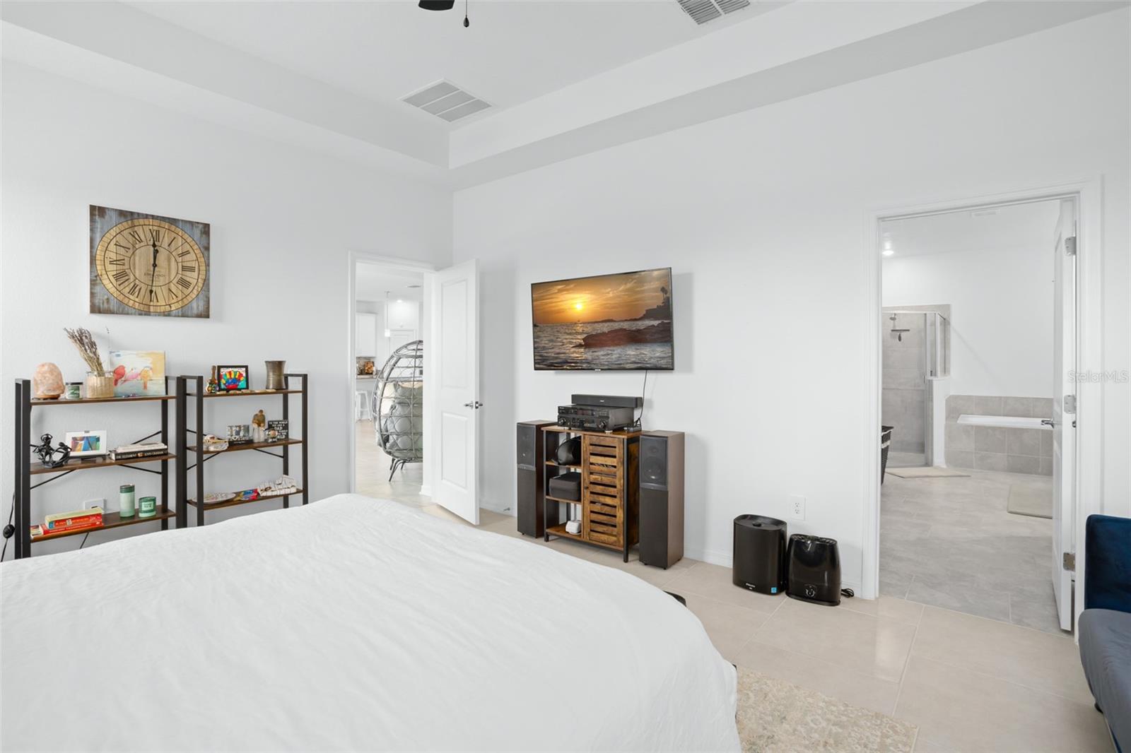 HILLSIDE ESTATES AT STONEYBROOK HILLS - Residential