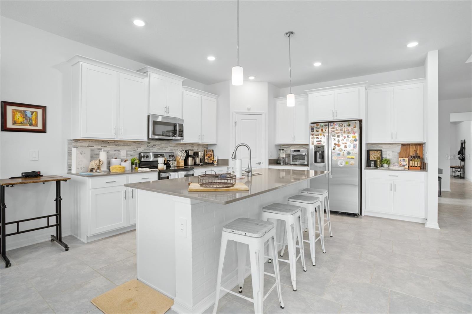 HILLSIDE ESTATES AT STONEYBROOK HILLS - Residential