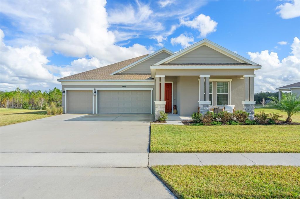 Photo of 6115 Claystone Way, Mount Dora, FL 32757 (MLS # O6399362)
