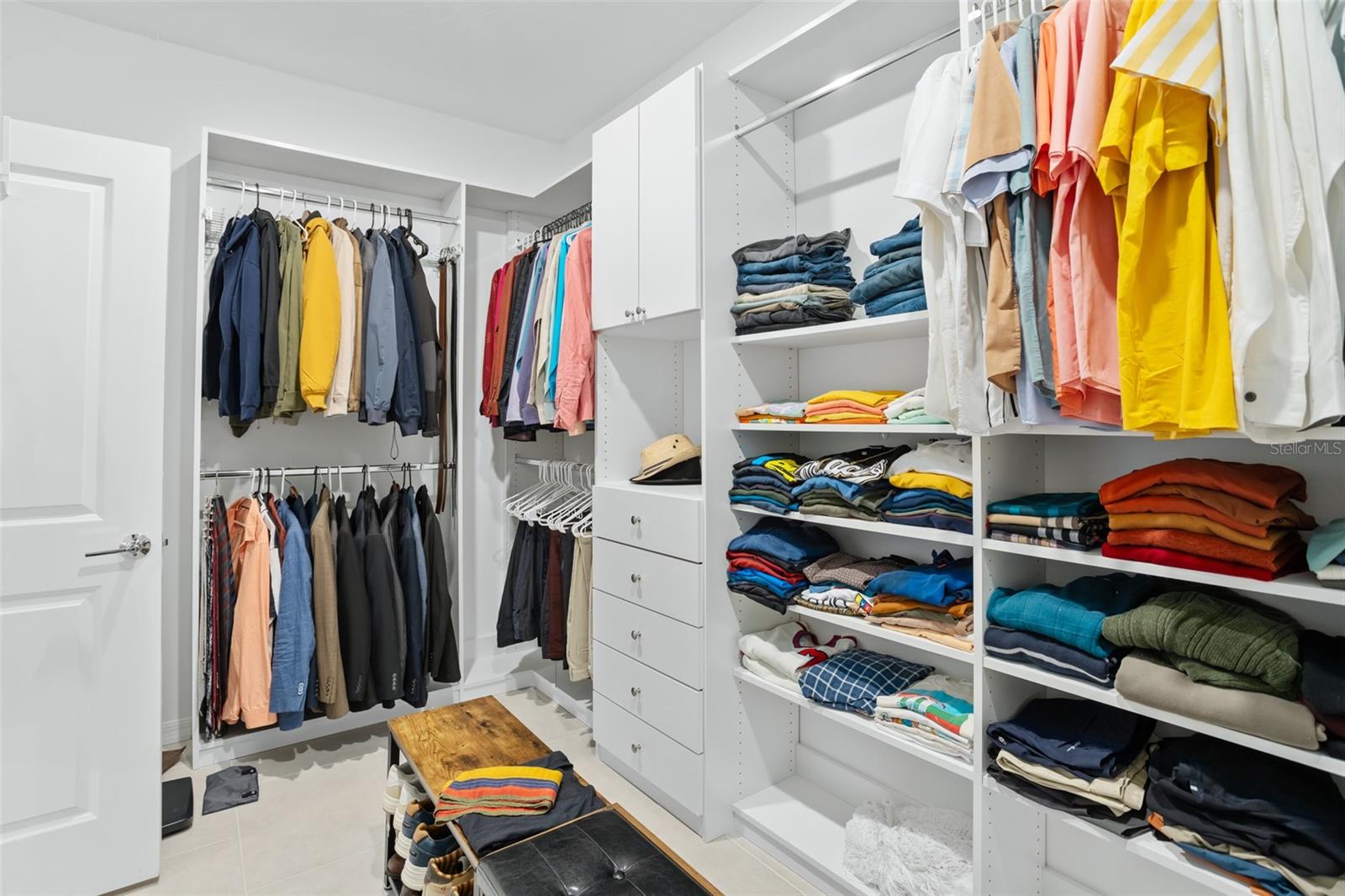 HILLSIDE ESTATES AT STONEYBROOK HILLS - Residential