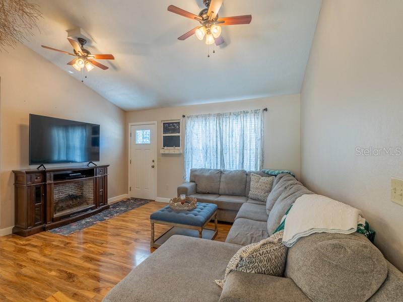 FORESTS EDGE - Residential