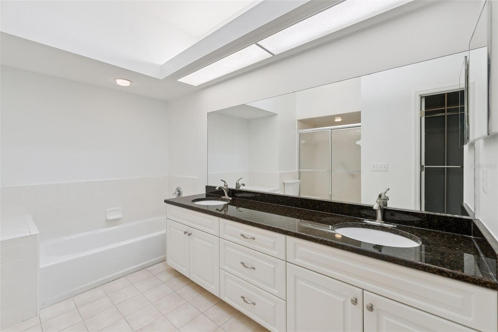 CYPRESSWOOD ENCLAVE PH 01 - Residential