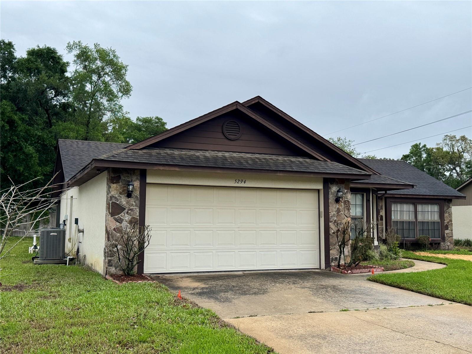 WINDSONG ESTATES - Residential