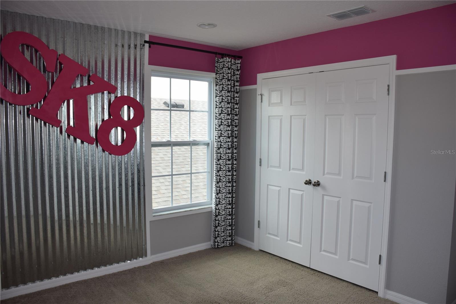 LAUREL ESTATES - Residential Lease