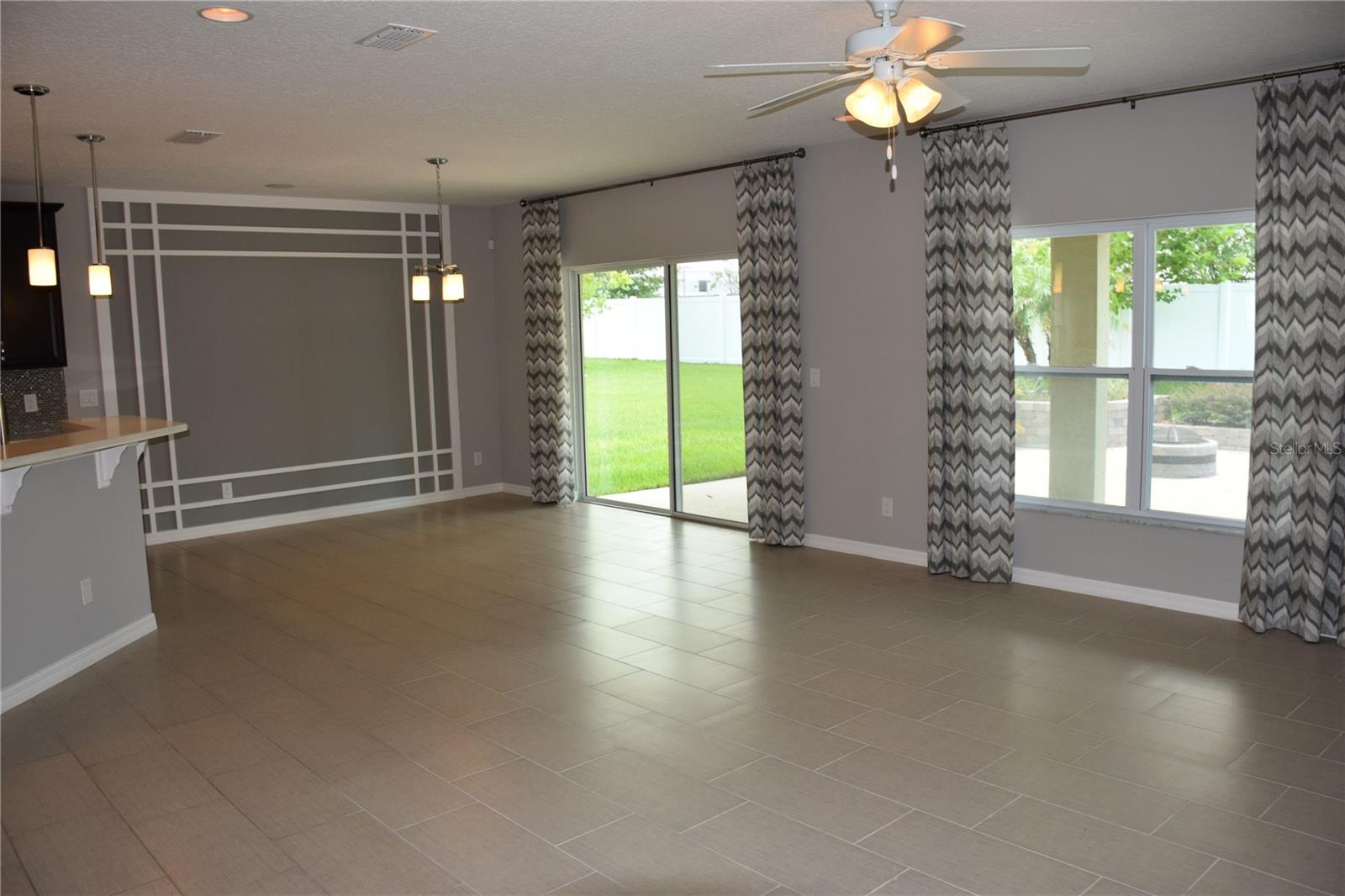 LAUREL ESTATES - Residential Lease