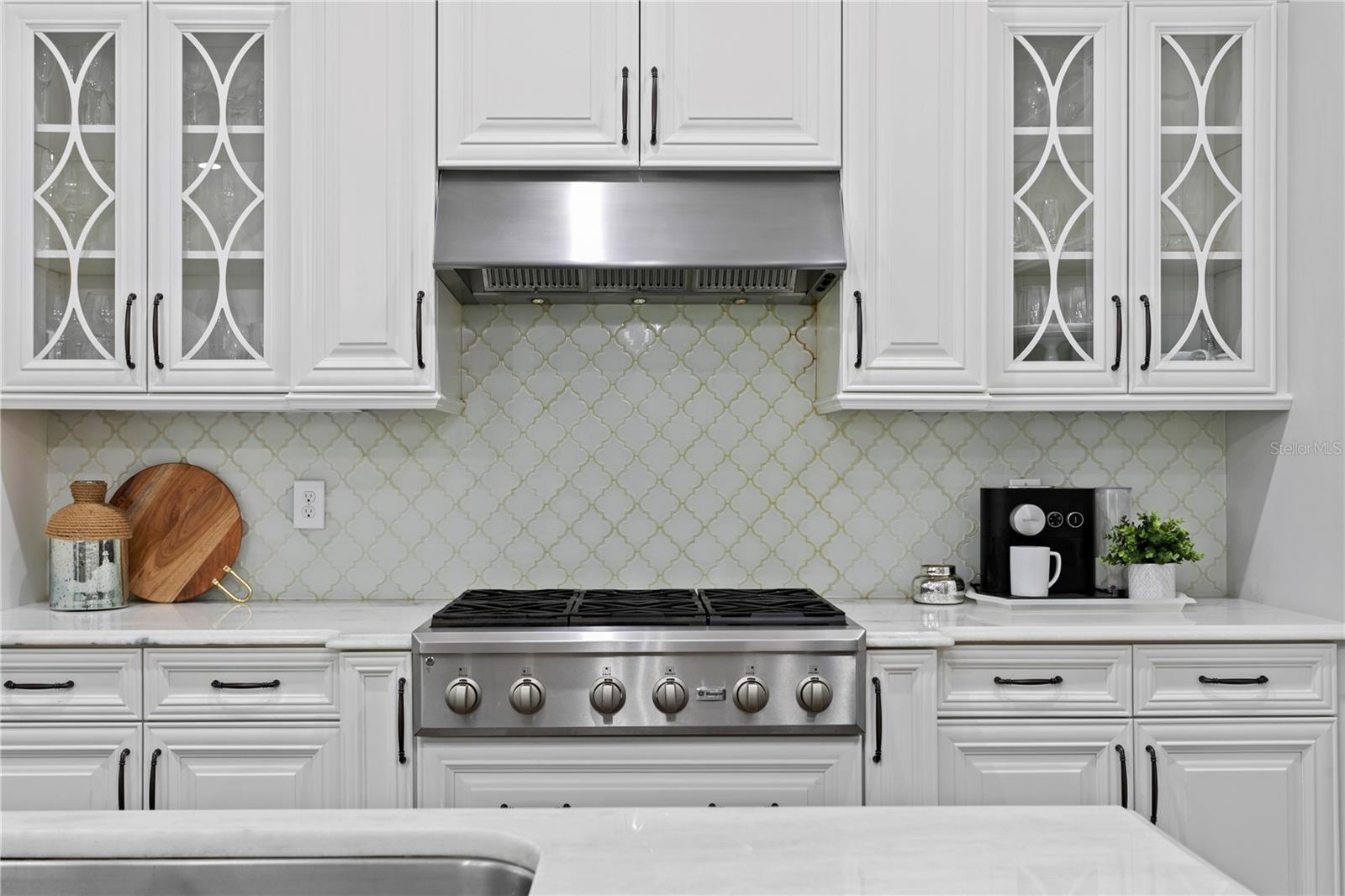 BAY VIEW ESTATES - Residential