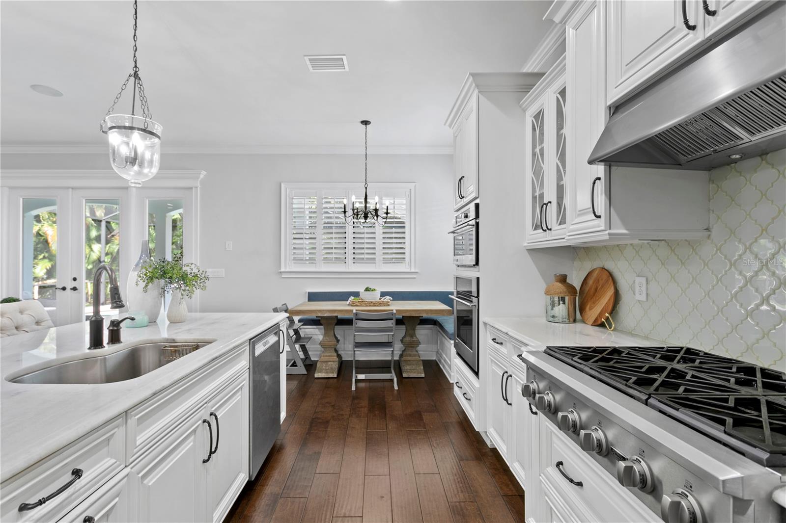 BAY VIEW ESTATES - Residential