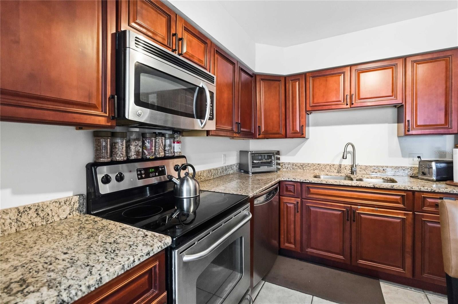 5140 CYPRESS CREEK DRIVE 101