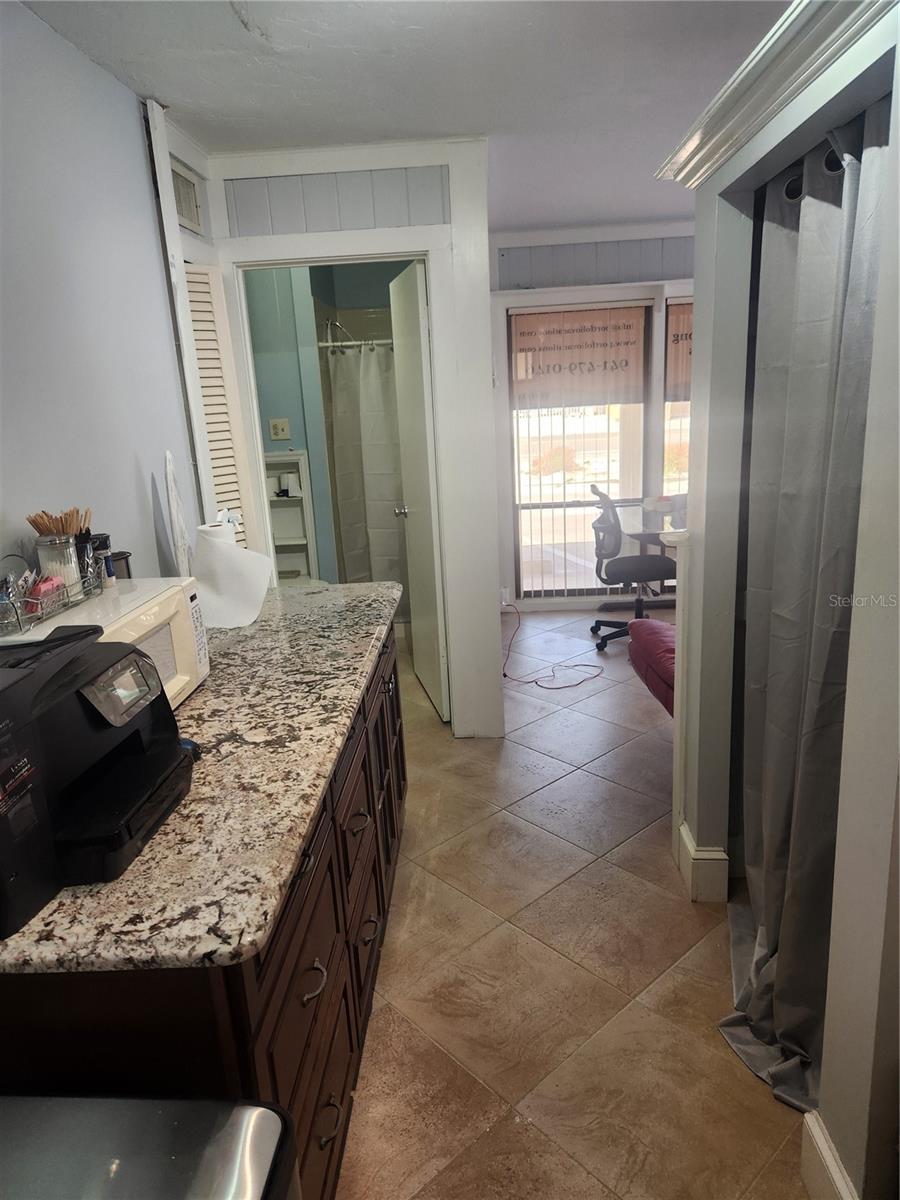 2501 GULF DRIVE N 102