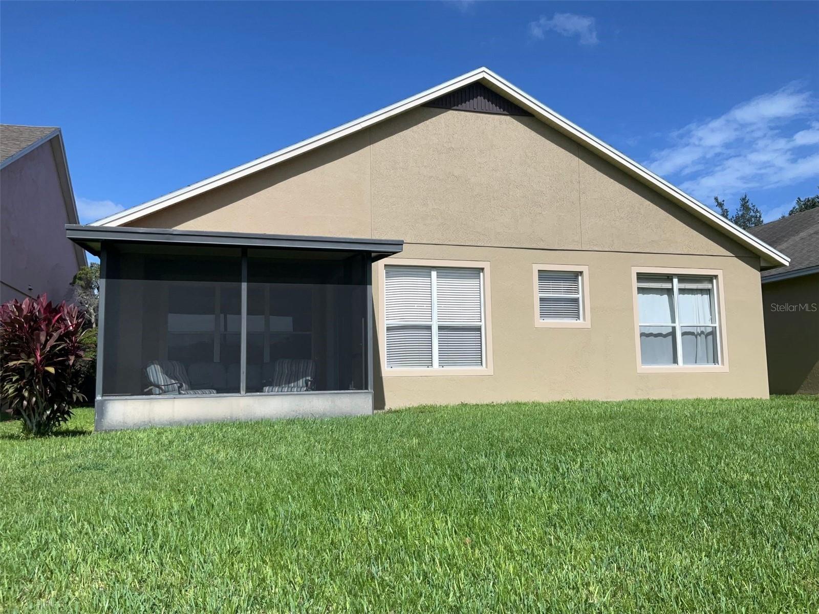 LAKES WINDERMERE PH 01 49 108 - Residential Lease