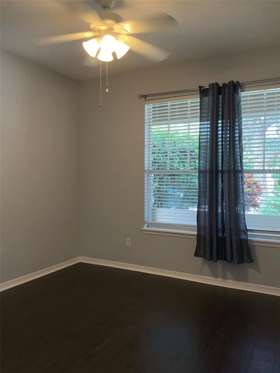 LAKES WINDERMERE PH 01 49 108 - Residential Lease