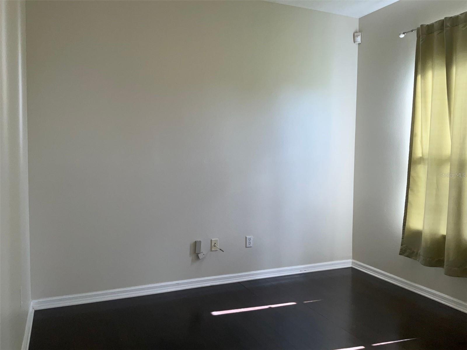 LAKES WINDERMERE PH 01 49 108 - Residential Lease