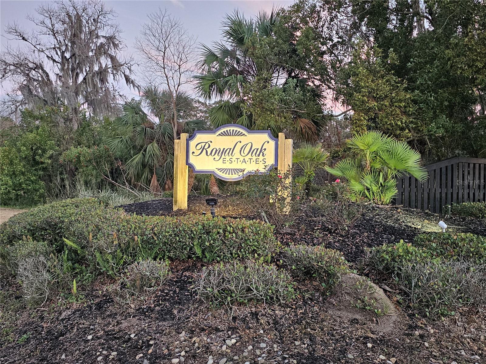 2927 TANGERINE COURT