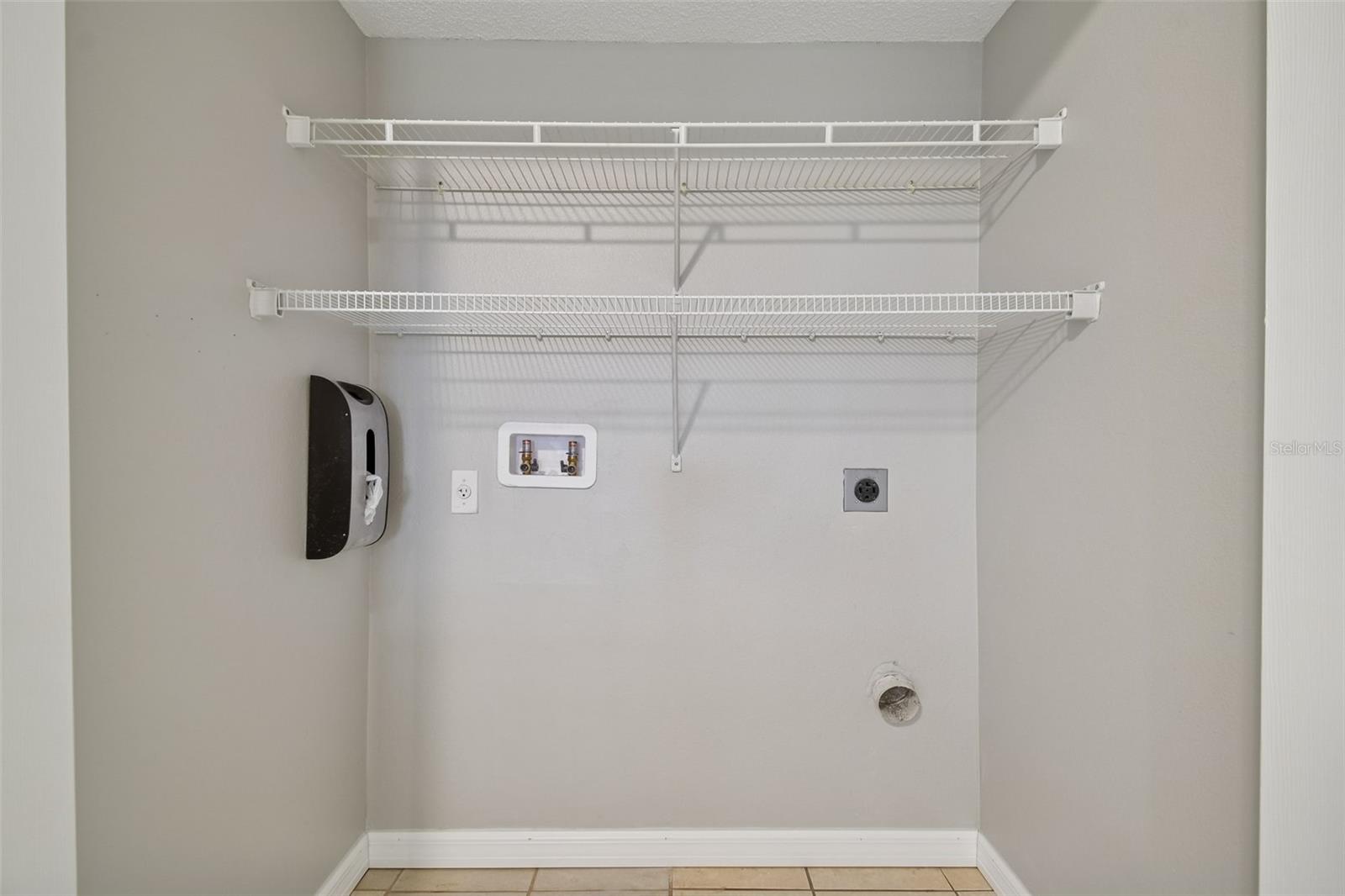 PROVIDENCE TWNHMS PH 3 - Residential