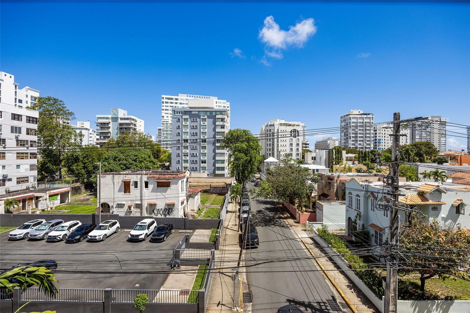COSTA CONDADO - Residential